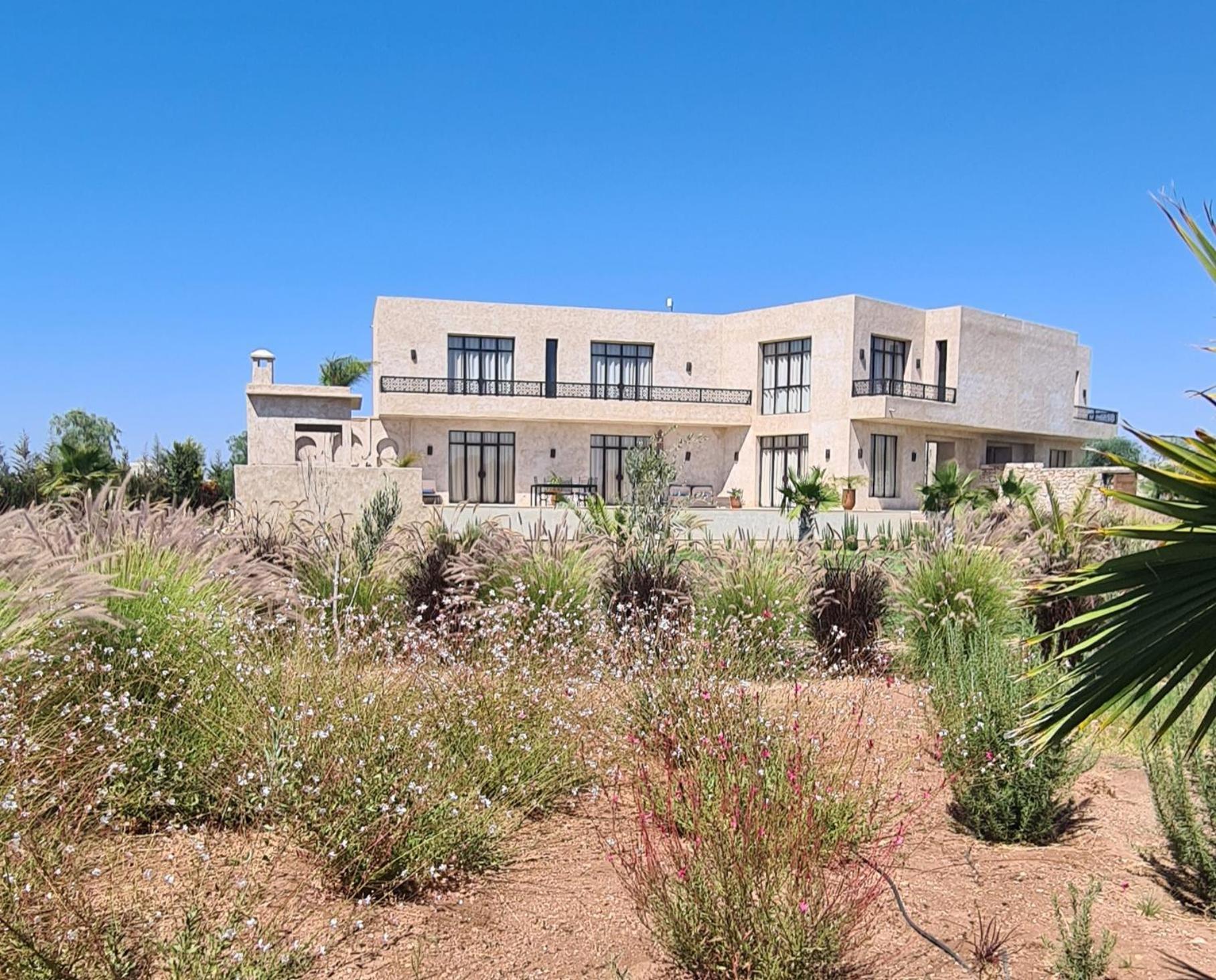 Villa Lalla Essaouira, Najma Avec Piscine Pour 15 Personnes